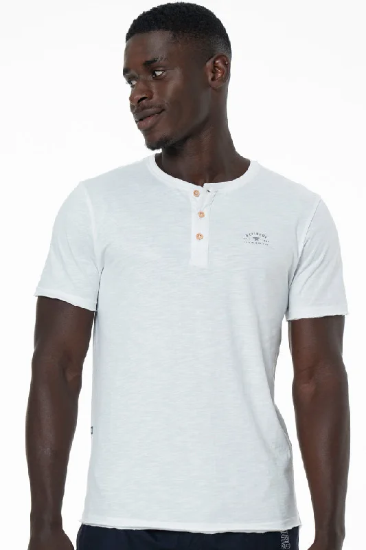 Men's outdoor adventure t-shirt-Henley T-Shirt _ 141367 _ Optic White