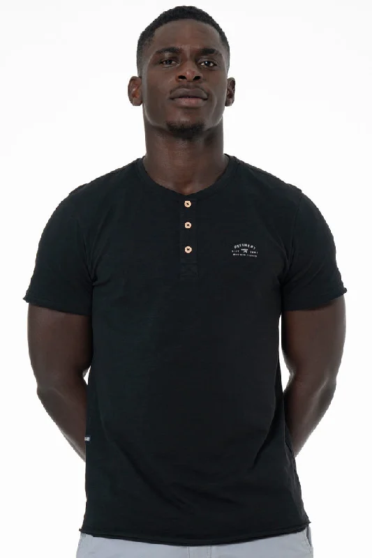 Men's activewear t-shirt-Henley T-Shirt _ 141367 _ Black