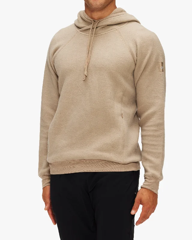 Men's lightweight active hoodie-Alo Yoga The Triumph Hoodie