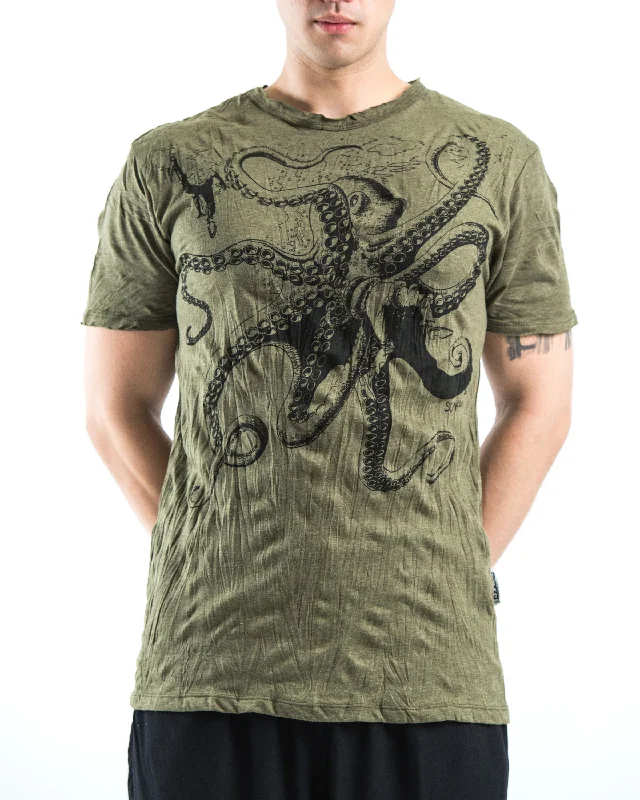 Men's activewear t-shirt-Mens Octopus T-Shirt in Green