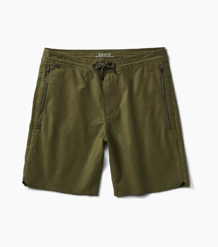 Men's relaxed fit beach shorts-Layover 2.0 19'' Stretch Travel Shorts