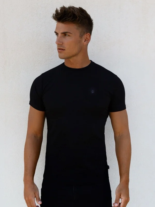 Men's activewear t-shirt-Milo T-Shirt - Black