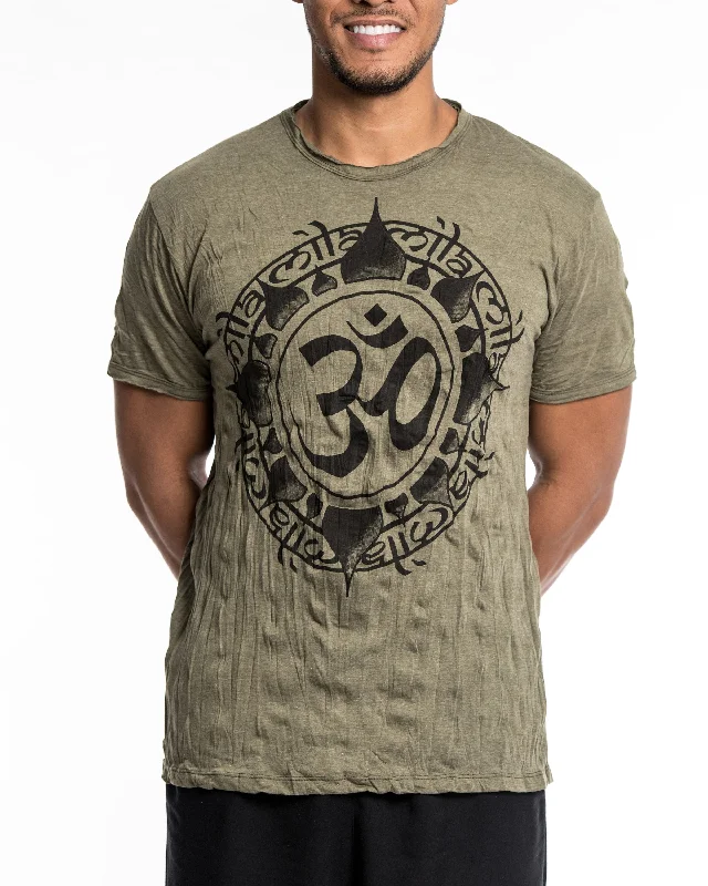 Men's inspiring graphic t-shirt-Mens Infinitee Om T-Shirt in Green