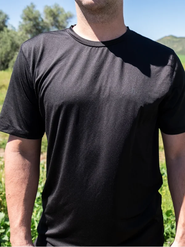 Men's quick-dry travel shirt-Stoneverse Short Sleeve Tee - Black