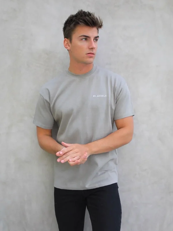 Men's jogger fit t-shirt-Series Relaxed T-Shirt - Stone Grey