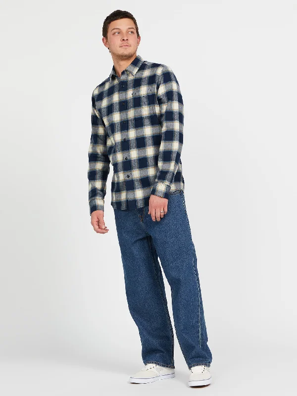 Men's adventure-ready travel wear shirt-Caden Plaid Long Sleeve Flannel - Navy