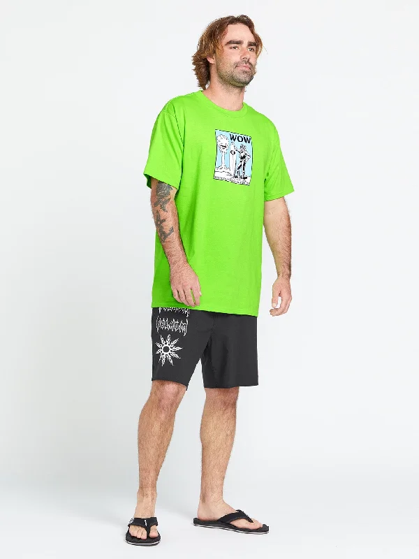 Men's inspiring graphic t-shirt-Wow Short Sleeve Tee -  Electric Green